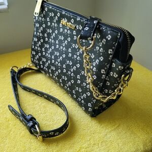 Steve Madden Crossbody Hobo purse mini flowers bag